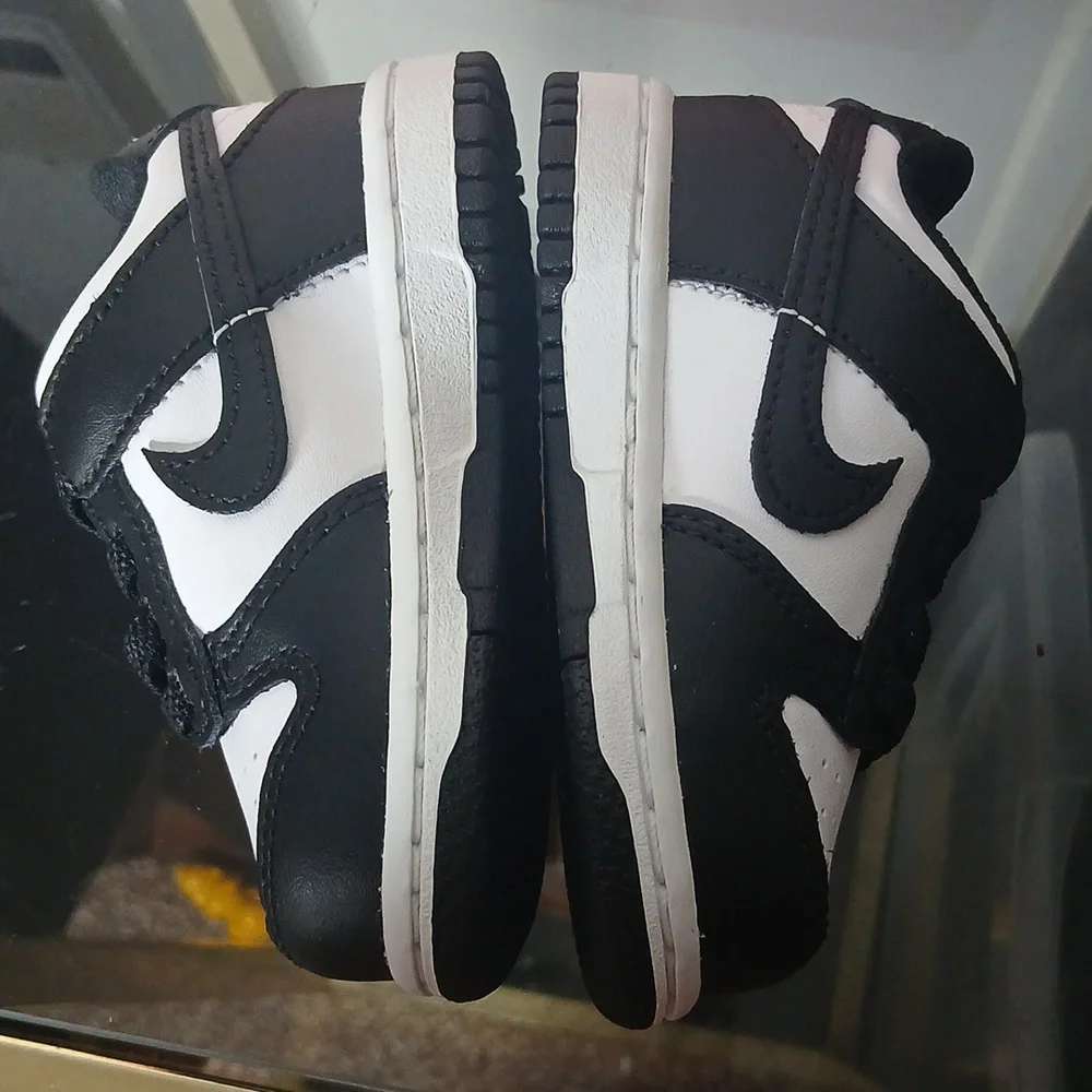 Nike Dunk Low Black And White (Panda) Size 5c - Picture 6 of 16